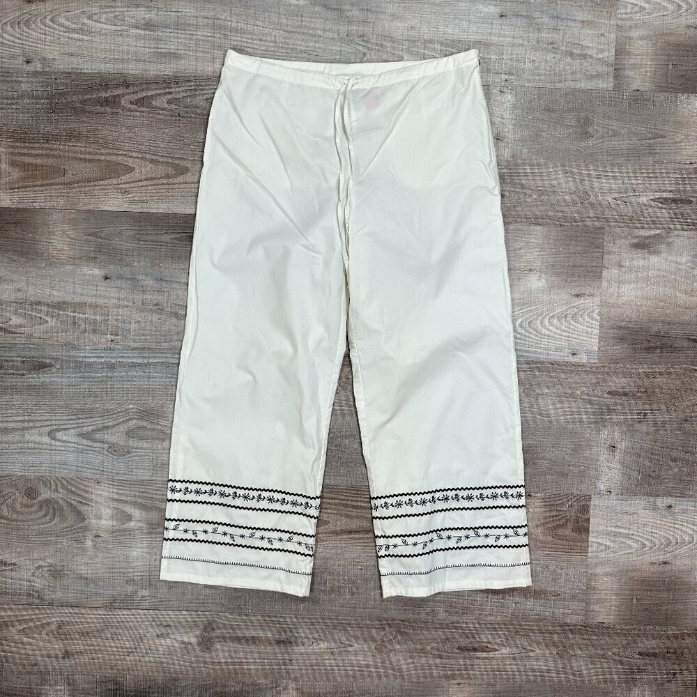 NWT The Limited Size 12 Pants Capris White with Embroidery 100% Cotton